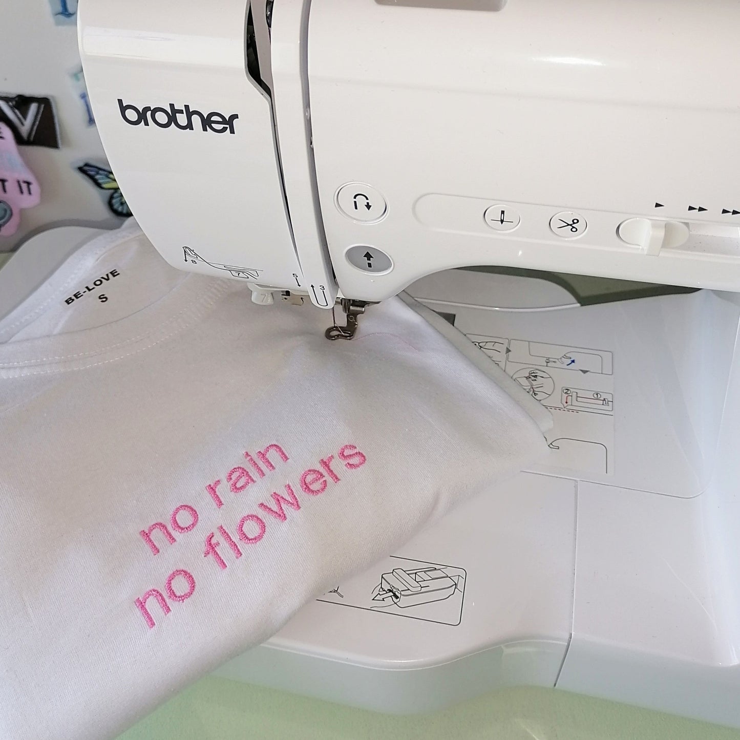 T-shirt tekst